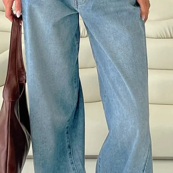 Classic Blue Wide-Leg Women Jeans - Picture 8 of 16